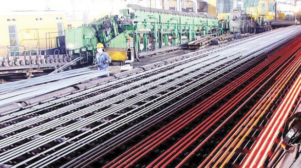 Ngành thép bận rộn với đơn hàng xuất khẩu