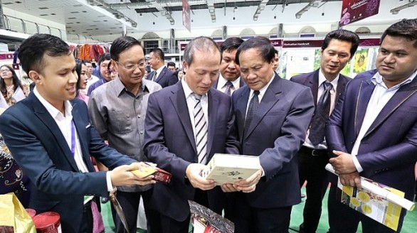 80 doanh nghiệp Việt Nam tham gia Hội chợ Thương mại Việt - Lào 2019