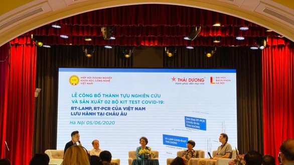 Công bố thành tựu nghiên cứu và sản xuất bộ Kit test Covid-19 lưu hành tại châu Âu