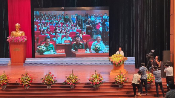 80.000 tấn vải Bắc Giang lên đường