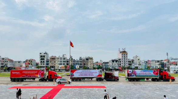 Siêu thị hợp tác cùng sàn thương mại điện tử chung tay hỗ trợ tiêu thụ vải thiều