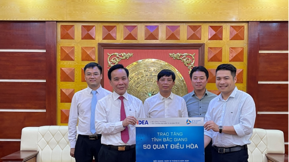 50 chiếc quạt điều hoà đã được chuyển đến các chiến sỹ tuyến đầu chống dịch tại tỉnh Bắc Giang trong những ngày nắng nóng nhất