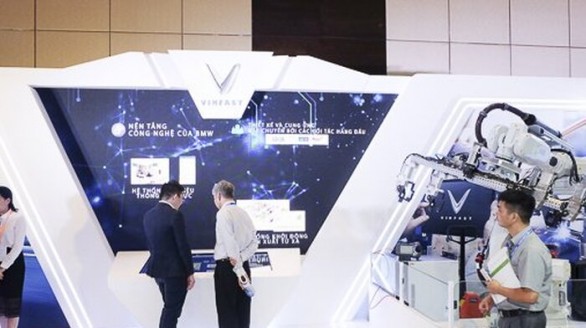 Diễn đàn cấp cao và Triển lãm thực tế ảo về Công nghiệp 4.0: “Công nghiệp hóa, Hiện đại hóa trong Kỷ nguyên số”