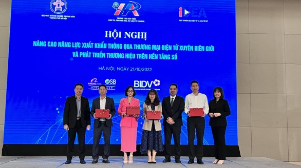 Hỗ trợ doanh nghiệp ứng dụng các giải pháp công nghệ số nâng cao năng lực xây dựng thương hiệu và xuất khẩu qua thương mại điện tử xuyên biên giới