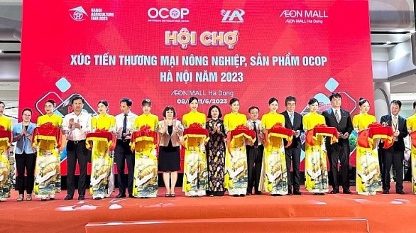 Khai mạc Hội chợ xúc tiến thương mại nông nghiệp, sản phẩm OCOP Hà Nội 2023