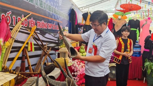 Hội chợ chuyên biệt đầu tiên cho vùng đồng bào dân tộc thiểu số và miền núi Lào Cai
