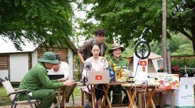 Bùng nổ livestream bán hàng (bài 2) - Chính phủ cùng các địa phương vào cuộc