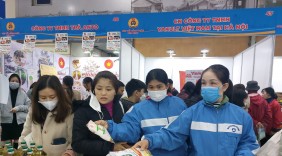 Đẩy mạnh Cuộc vận động “Người Việt Nam ưu tiên dùng hàng Việt Nam” trong các cấp công đoàn
