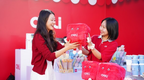 Lan tỏa thông điệp “Vui là sắm - Sắm là vui” – thương hiệu Deli đồng hành cùng người tiêu dùng Việt