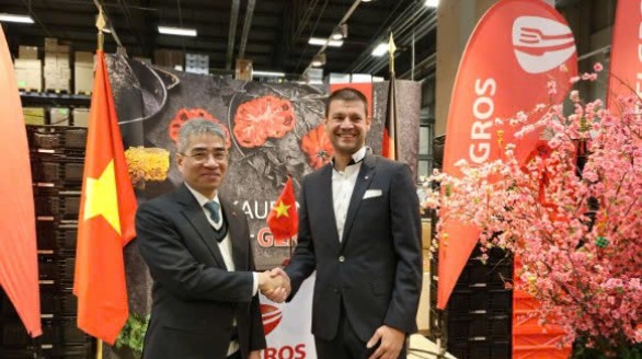 “Ngày hàng Việt Nam” tại siêu thị Selgros, CHLB Đức