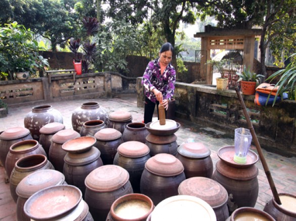 Làng nghề làm tương ở Nam Đàn