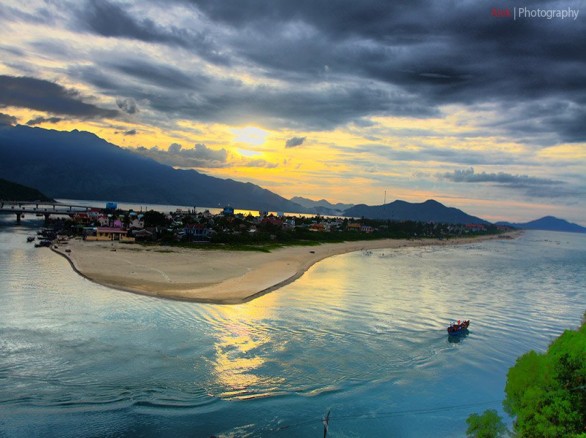 Vịnh Lăng Cô - Huế
