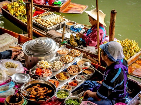 Bình dị chợ nổi Cà Mau
