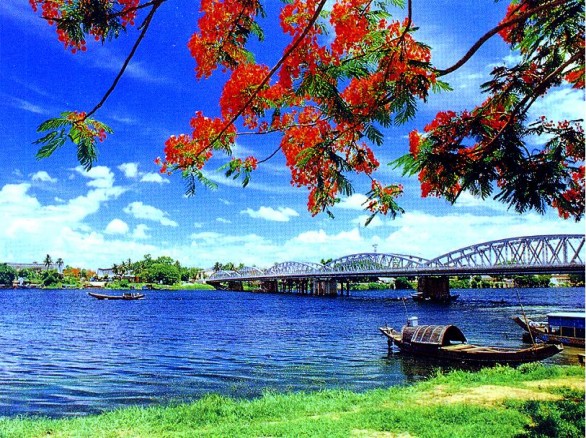 Sông Hương vẻ đẹp ngàn đời của xứ Huế