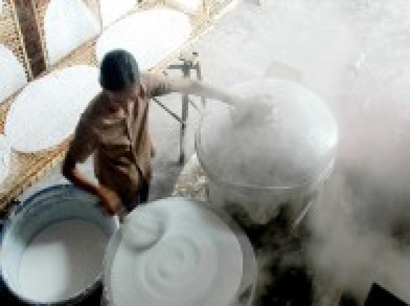 Làng nghề bánh tráng Thuận Hưng