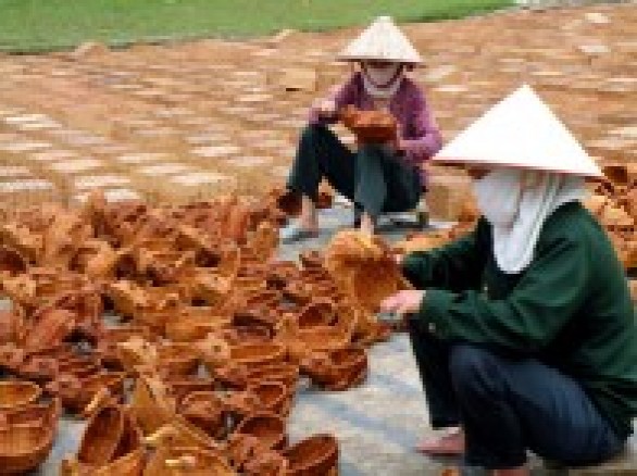 Làng nghề mây tre đan Phú Vinh