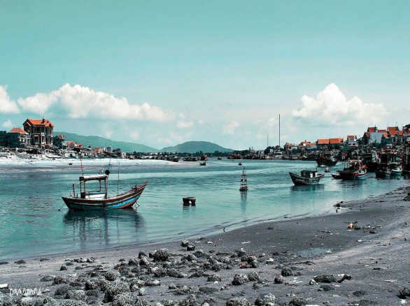 Hải Hòa - Bãi biển còn hoang dã ở Tĩnh Gia