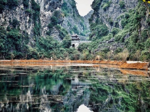 Đẹp như thiên đường - Động chùa Am Tiên