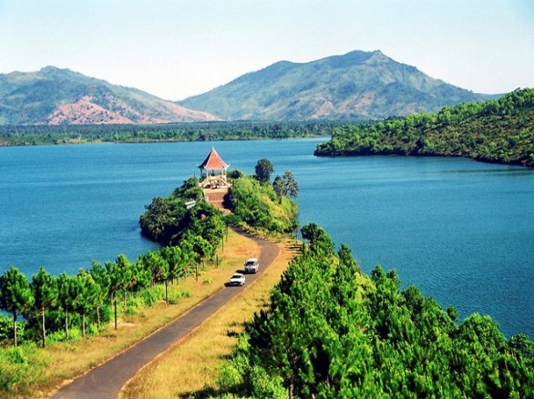Biển hồ Gia Lai: Đôi mắt Pleiku