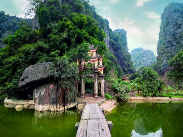 Chùa Bích Động