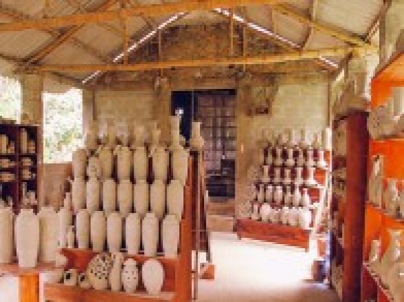 Làng nghề gốm Phước Tích
