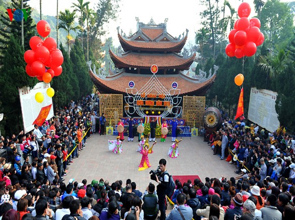 Lễ hội Chùa Hương