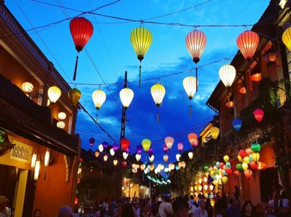Lễ hội đèn lồng Hội An