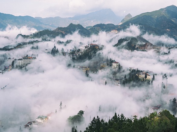 Sapa ngập trong biển mây