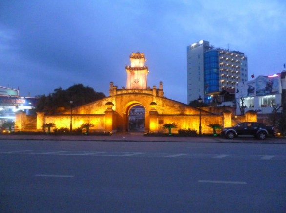 Quảng Bình Quan